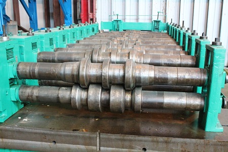 22 STAND X 4 ARBOR ARDOCR ROLL FORMER