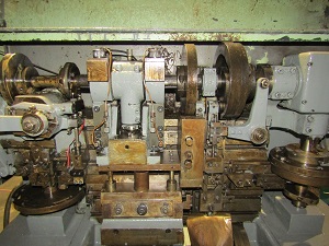 TORRINGTON #V80 VERTI-SLIDE MACHINE W/ COIL STOCK STAND