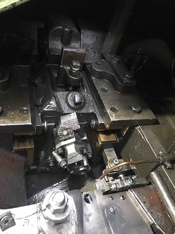 NATIONAL MODEL M5 HIGH SPEED SINGLE DIE TUBULAR RIVET HEADER