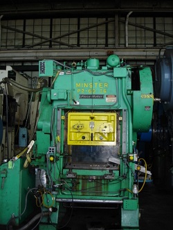 60 TON MINSTER P2-60-36 HIGH SPEED PRESS