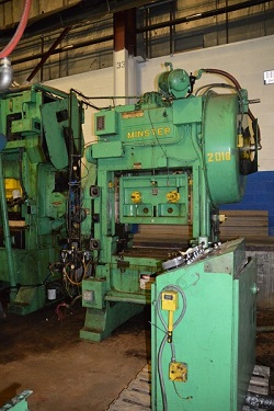 60 Ton MINSTER #P2-60-36 HIGH SPEED PRESS
