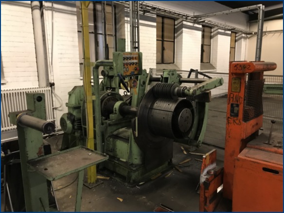 12 (320MM) AKV LOOP SLITTING LINE W/ PACKAGING LINE