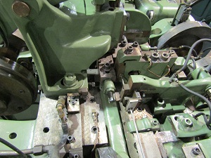 BAIRD #3 WIRE FORMING FOUR SLIDE, AIR CLUTCH AND STRAIGHTENER