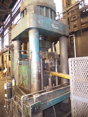 7 ADVANCE MACHINE (AMD) #1000-3030 HYDRAULIC BILLET SHEAR