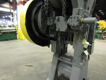 250 TON MINSTER KNUCKLE JOINT PRESS