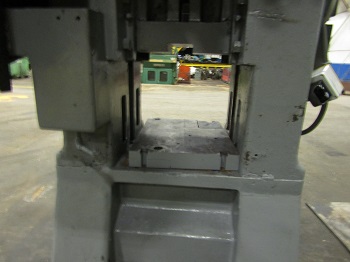 250 TON MINSTER KNUCKLE JOINT PRESS