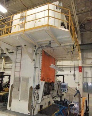 220 ton SCHULER HYDRAULIC PRESS