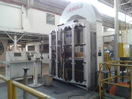 AVURE (ASEA) QUINTUS FLUID CELL FORMING PRESS