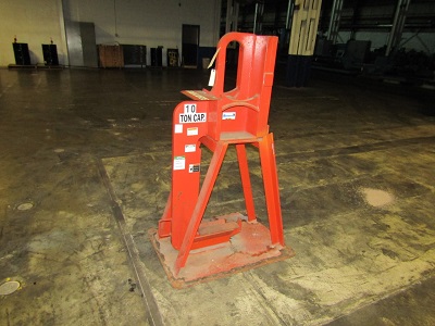 10 TON BUSHMAN C-HOOK W/ STAND