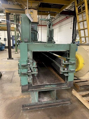 15 x 15 MAREN #111 297 SCRAP BALER