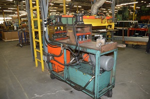 WIRE TRIMMER AND BENDER