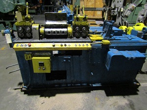 LEWIS MODEL 4FHA WIRE STRAIGHTENER AND CUTOFF MACHINE