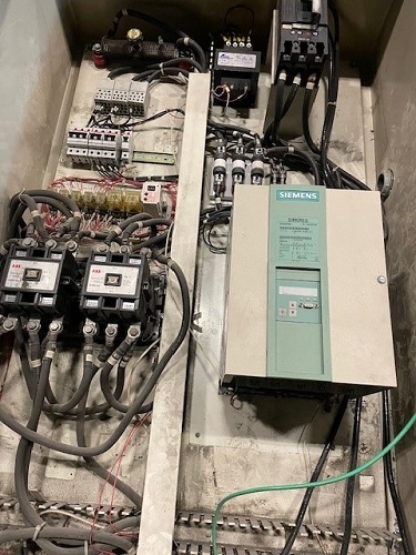 VAUGHN 25 WIRE DRAWING BULL BLOCK