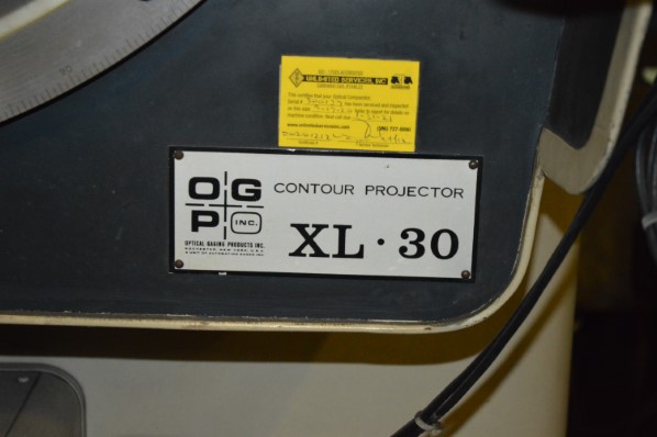 OPTICAL GAGE PRODUCTS No. XL-30 COMPARATOR