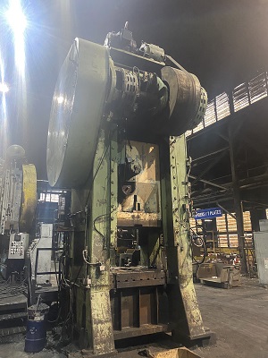 600 Ton, ERIE #S1-600-42x48, STRAIGHT SIDE SINGLE CRANK PRESS