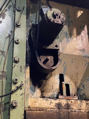 600 Ton, ERIE #S1-600-42x48, STRAIGHT SIDE SINGLE CRANK PRESS