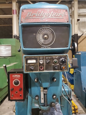 BRIDGEPORT SERIES II MILLING MACHINE