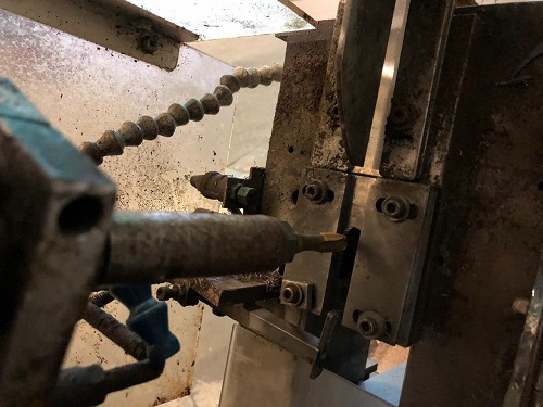 SNOW NT-2 5/16'' SINGLE SPINDLE NUT TAPPER