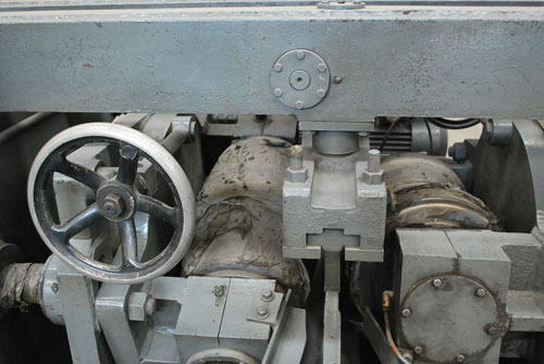 2 1/4 BRONX #BR4 2-ROLL BAR STRAIGHTENER