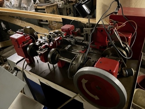 AWM 700R WIRE FORMING FOURSLIDE