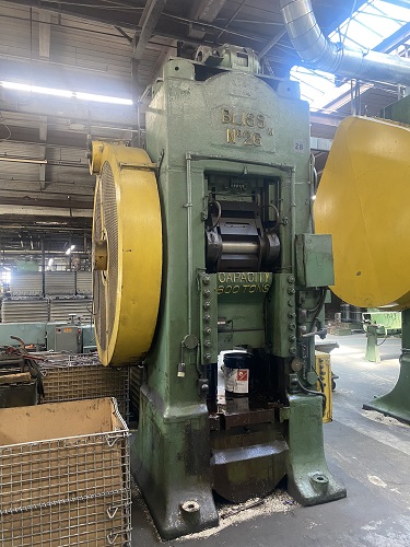 800 TON BLISS #26 KNUCKLE JOINT PRESS