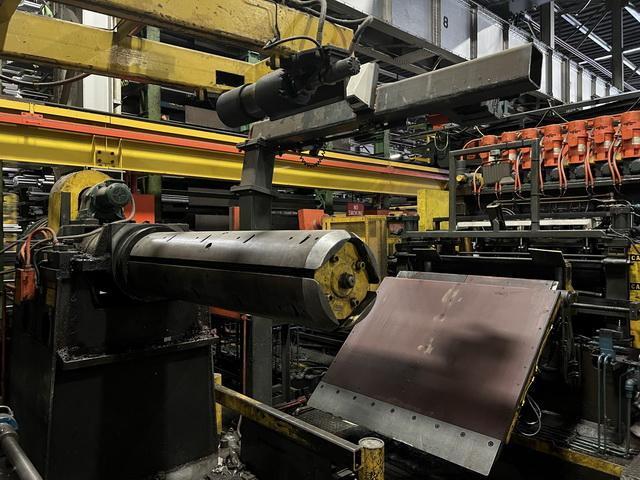 60 Stamco Mandrel Uncoiler