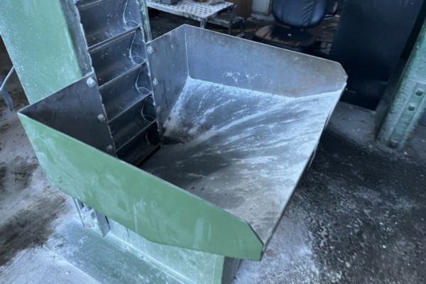 OSBOURNE HOPPER CONVEYOR