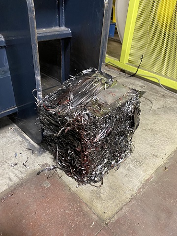 25.5 D x 38 W x 51 L CUSTOM METAL SCRAP BALER