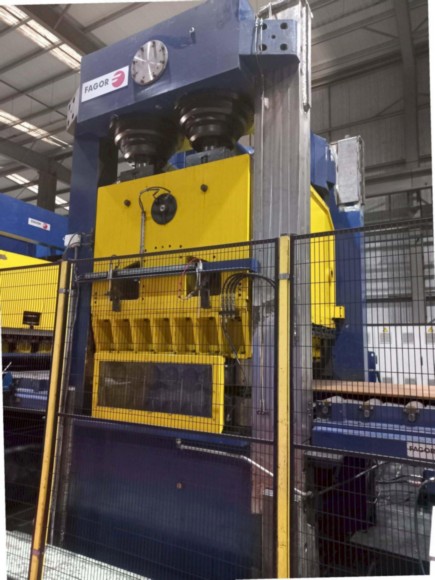 2050mm (80 ) x 20mm (.780 ) Fagor 4-HI Flatener (2009)