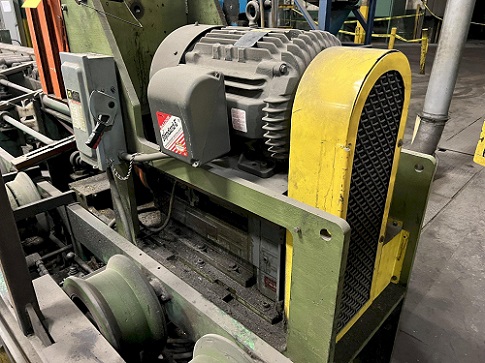 MEECO MODEL HD3 12-12 TPVC TWO PLANE BAR & SHAPE STRAIGHTENER