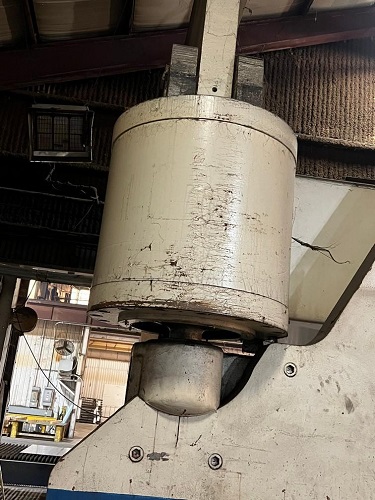 1000 TON X 20' CINCINNATI HYDRAULIC PRESS BRAKE