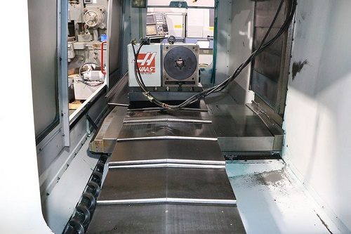 HAAS VF4SS VERTICAL MACHINING CENTER