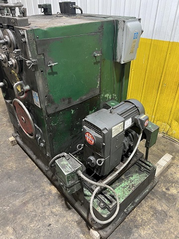 TORRINGTON MODEL #W12A WIRE SPRING COILER / COIL MAKING MACHINE