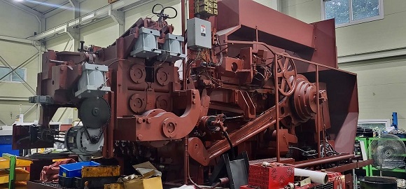 NATIONAL MODEL# 245 HIGH SPEED 6-STATION 5-DIE PARTS FORMER