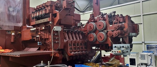 NATIONAL MODEL# 245 HIGH SPEED 6-STATION 5-DIE PARTS FORMER