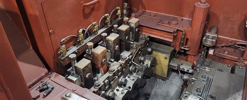 NATIONAL MODEL# 245 HIGH SPEED 6-STATION 5-DIE PARTS FORMER