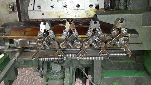 1 NATIONAL MODEL# 1000 LONG STROKE 4-DIE PROGRESSIVE HEADER