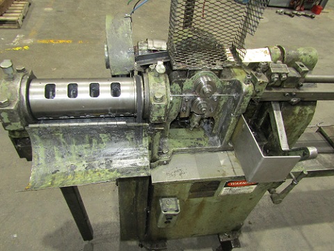 SHUSTER #1A WIRE STRAIGHTEN & CUT OFF MACHINE