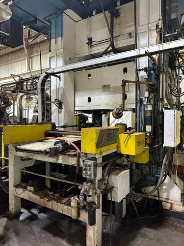 600 TON WILLIAMS & WHITE HYDRAULIC PRESS