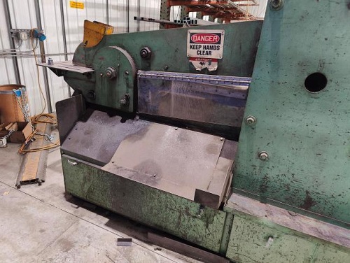 140 TON PIRANHA MODEL #PII HYDRAULIC IRONWORKER