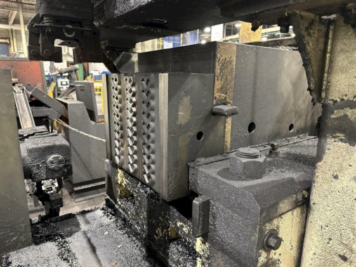 8,000 LBS FORCE CHAMBERSBURG MODEL #8 IMPACTOR HORIZONTAL FORGING MACHINE