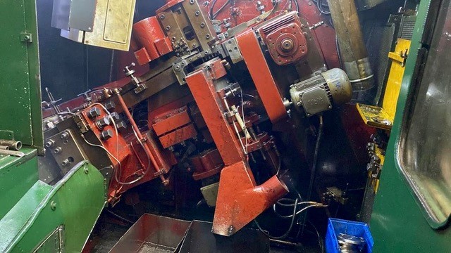 1/2 X 3-1/2 SACMA MODEL SP-37, 4-DIE 5-STATION BOLT MAKER