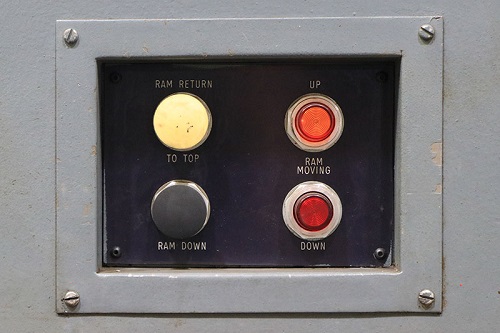 55 TON x 10' NIAGARA HYD. PRESS BRAKE MODEL HD-55-6-8