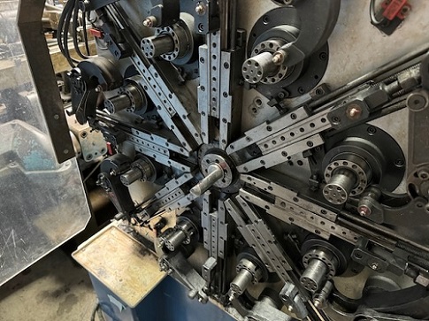 NUCOIL INDUSTRIES FX-20 7 AXIS HIGH SPEED CNC SPRING FORMER