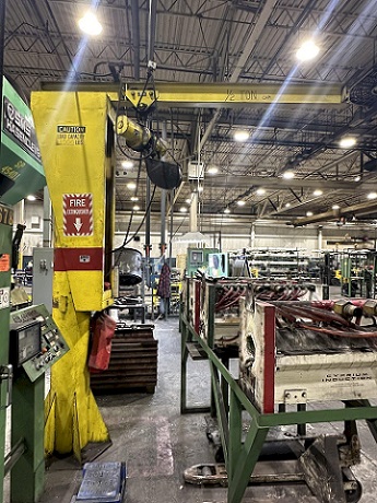 1000 LB (1/2 TON) GORBEL FREE STANDING JIB CRANE & HOIST