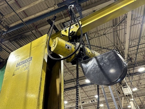 1000 LB (1/2 TON) GORBEL FREE STANDING JIB CRANE & HOIST