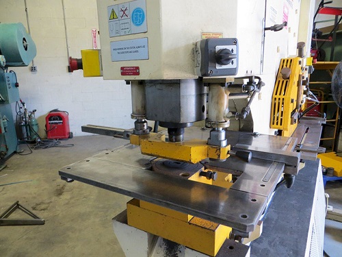 165 TON GEKA MODEL HYDRACORP 165S HYDRAULIC IRONWORKER