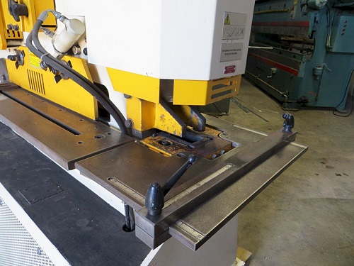 165 TON GEKA MODEL HYDRACORP 165S HYDRAULIC IRONWORKER