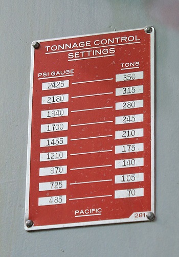 350 TON X 12' PACIFIC HYD. MODEL#FF350-12-I PRESS BRAKE W/ HURCO 5C BACK GAUGE