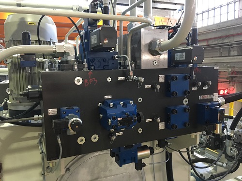 3000 TON GALDABINI MODEL TWIN 3000 AUTOMATIC PIPE STRAIGHTENING MACHINE